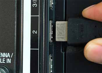 Connecting the cables